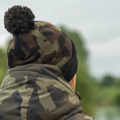 Avid Carp Bonnets, Tours De Cou & Gants^Bonnet Bobble Hat - Noir/Camo