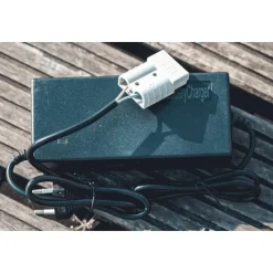 Voltacase Batteries & Chargeurs * Chargeur Lithium Lifepo4 14.6V 1A Pour Valise 5Ah