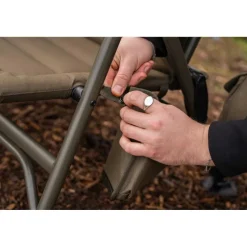 Avid Carp Bivouac^Level Chair Revolve Armchair