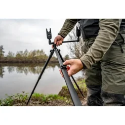 Korum Supports De Cannes * Tripod Progress Feeder Arm